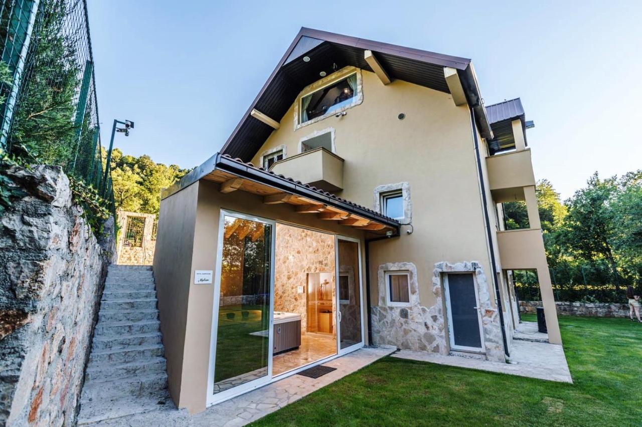 Family Spa Apartments Sunny&Shiny Savnik Exterior foto